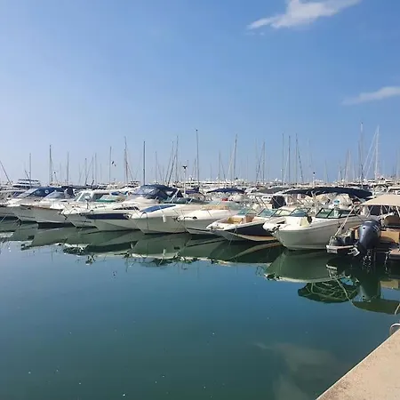 Bas De Cosy Les Pins Avec Jardin * Juan-les-Pins