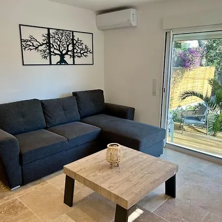 Holiday home Bas De Cosy Les Pins Avec Jardin