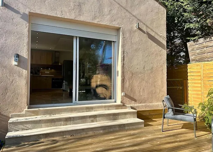 Bas De Cosy Les Pins Avec Jardin Сasa de vacaciones Juan-les-Pins