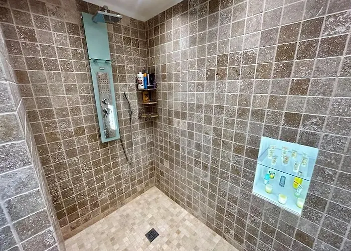 Holiday home Bas De Cosy Les Pins Avec Jardin Juan-les-Pins